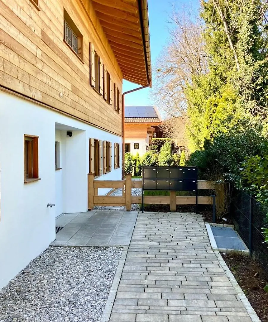 Leos Wallbergblick Rotta 公寓